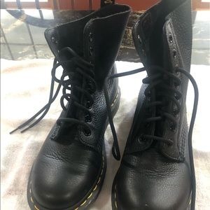 Dr Martens Pascal Boots